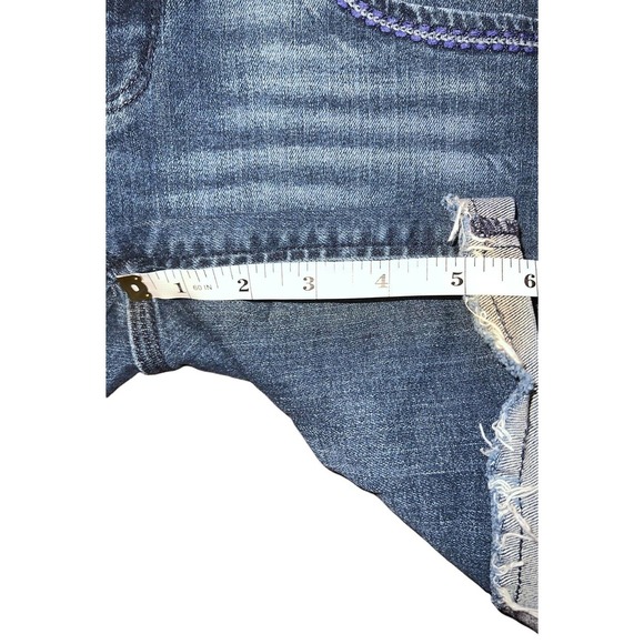 Y2K Inspired Guess Women Denim Slightly Distressed Cuffed Shorts Size 26 - Picture 9 of 9